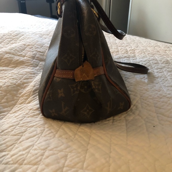 Louis Vuitton Shoulder Bag - Picture 5 of 7